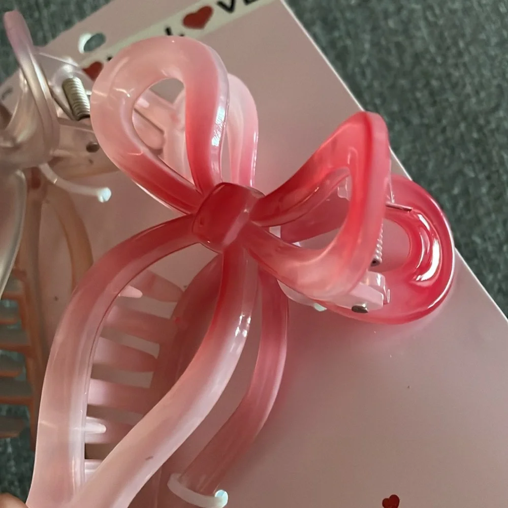 COPY - Scunci 2 Pink Hair Light Pink and a Pink Red Bow Claw Clip
